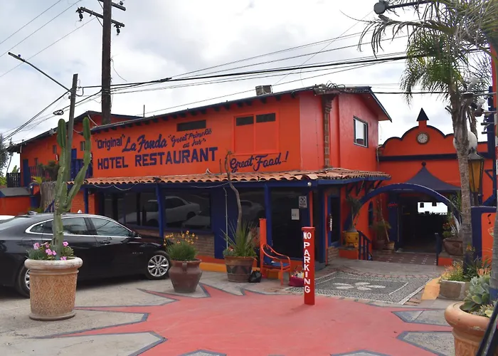 Dmytri'S Original La Fonda Restaurant & Hotel